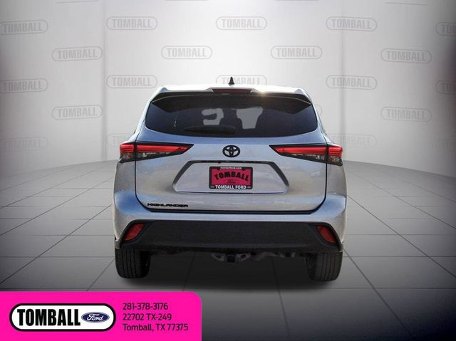 2022 Toyota Highlander L