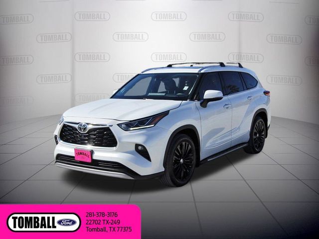 2022 Toyota Highlander Platinum