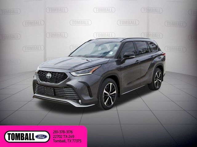 2022 Toyota Highlander XSE