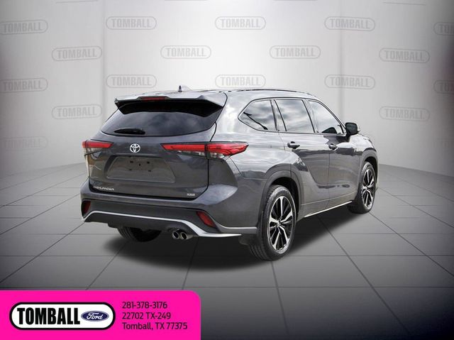 2022 Toyota Highlander XSE
