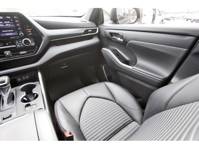 2022 Toyota Highlander XSE