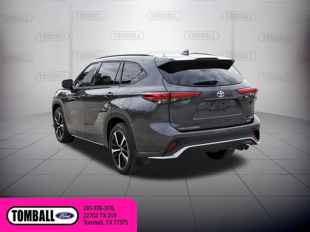 2022 Toyota Highlander XSE