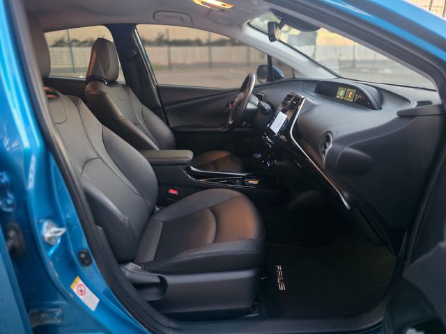 2022 Toyota Prius LE | Reseda, CA | Angeles Auto Alliance 2022 Toyota Prius LE | Reseda, CA | Angeles Auto Alliance