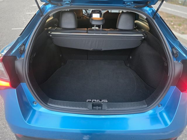 2022 Toyota Prius LE | Reseda, CA | Angeles Auto Alliance