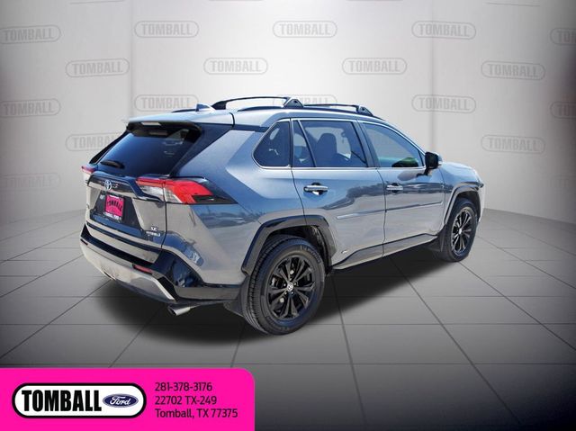 2022 Toyota RAV4 Hybrid SE