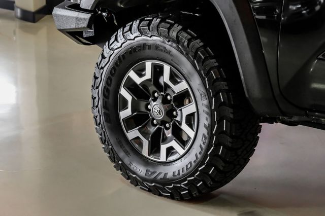 2022 Toyota Tacoma TRD Off-Road | Addison, TX | Mr Car Guys