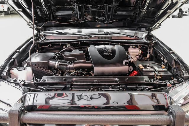 2022 Toyota Tacoma TRD Off-Road | Addison, TX | Mr Car Guys