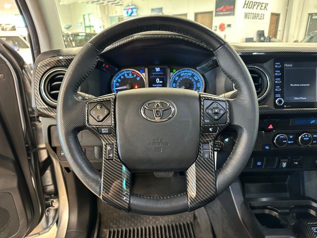 2022 Toyota Tacoma  V6