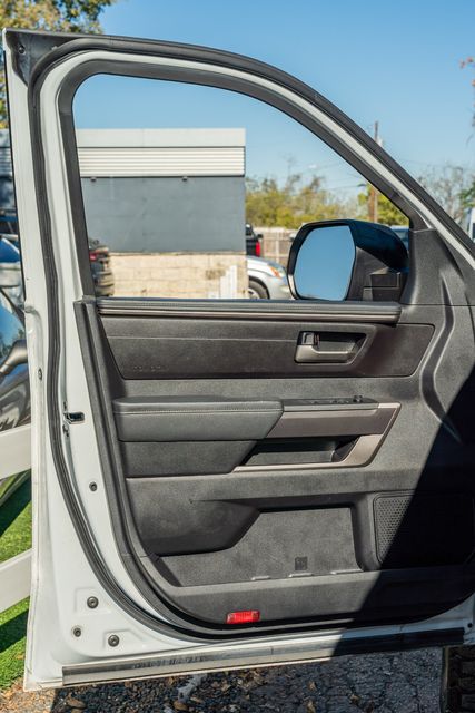 2022 Toyota Tundra SR5 CREWMAX 4X4 W/ UPGRADES/LOADED / CLEAN CARFAX | Austin, TX | Rocky Mountain Truck Stop Austin 2022 Toyota Tundra SR5 CREWMAX 4X4 W/ UPGRADES/LOADED / CLEAN CARFAX | Austin, TX | Rocky Mountain Truck Stop Austin