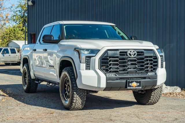 2022 Toyota Tundra SR5 CREWMAX 4X4 W/ UPGRADES/LOADED / CLEAN CARFAX | Austin, TX | Rocky Mountain Truck Stop Austin 2022 Toyota Tundra SR5 CREWMAX 4X4 W/ UPGRADES/LOADED / CLEAN CARFAX | Austin, TX | Rocky Mountain Truck Stop Austin