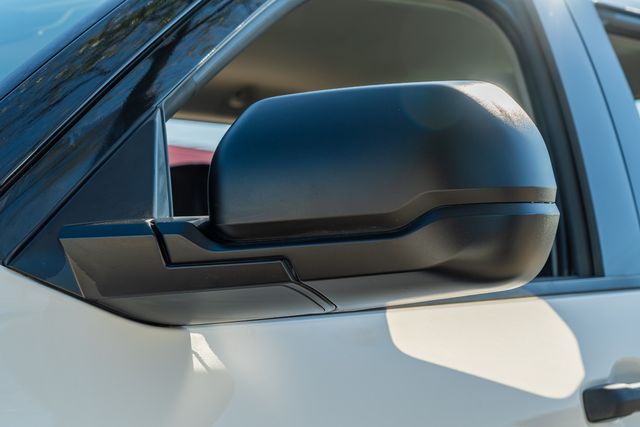 2022 Toyota Tundra SR5 CREWMAX 4X4 W/ UPGRADES/LOADED / CLEAN CARFAX | Austin, TX | Rocky Mountain Truck Stop Austin 2022 Toyota Tundra SR5 CREWMAX 4X4 W/ UPGRADES/LOADED / CLEAN CARFAX | Austin, TX | Rocky Mountain Truck Stop Austin