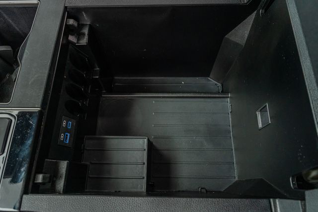 2022 Toyota Tundra SR5 CREWMAX 4X4 / LOW MILES / CLEAN CARFAX | Austin, TX | Rocky Mountain Truck Stop Austin 2022 Toyota Tundra SR5 CREWMAX 4X4 / LOW MILES / CLEAN CARFAX | Austin, TX | Rocky Mountain Truck Stop Austin