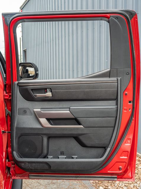 2022 Toyota Tundra SR5 CREWMAX 4X4 / LOW MILES / CLEAN CARFAX | Austin, TX | Rocky Mountain Truck Stop Austin 2022 Toyota Tundra SR5 CREWMAX 4X4 / LOW MILES / CLEAN CARFAX | Austin, TX | Rocky Mountain Truck Stop Austin