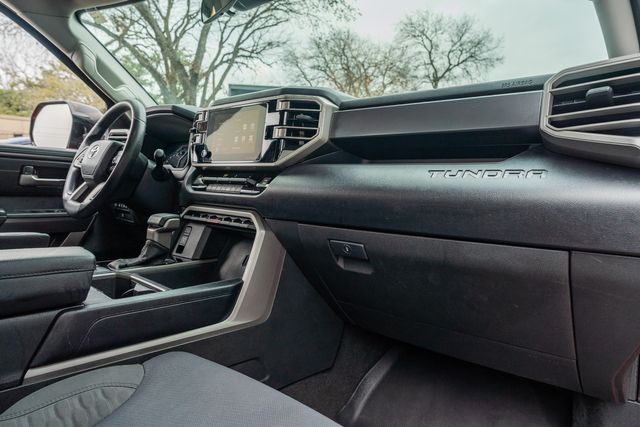 2022 Toyota Tundra SR5 CREWMAX 4X4 / LOW MILES / CLEAN CARFAX | Austin, TX | Rocky Mountain Truck Stop Austin 2022 Toyota Tundra SR5 CREWMAX 4X4 / LOW MILES / CLEAN CARFAX | Austin, TX | Rocky Mountain Truck Stop Austin