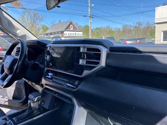 2022 Toyota Tundra SR5