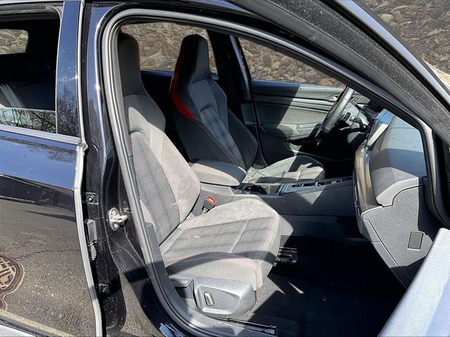 2022 Volkswagen Golf GTI S