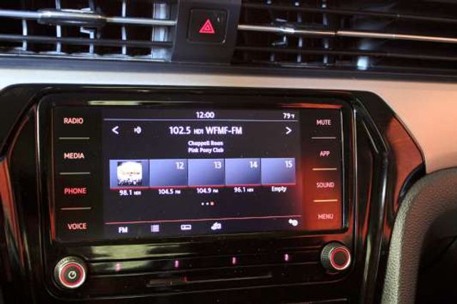 2022 Volkswagen Passat SE - Ledet's Auto Sales Gonzales, Louisiana 70737 2022 Volkswagen Passat SE - Ledet's Auto Sales Gonzales, Louisiana 70737