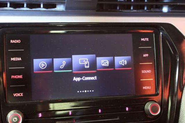 2022 Volkswagen Passat SE - Ledet's Auto Sales Gonzales, Louisiana 70737 2022 Volkswagen Passat SE - Ledet's Auto Sales Gonzales, Louisiana 70737