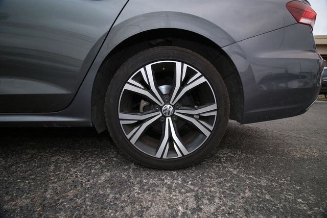 2022 Volkswagen Passat SE | San Antonio, TX | R&amp;L Certified Auto Group