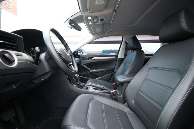 2022 Volkswagen Passat SE | San Antonio, TX | R&L Certified Auto Group 2022 Volkswagen Passat SE | San Antonio, TX | R&L Certified Auto Group