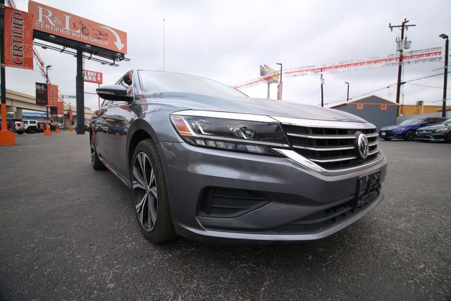2022 Volkswagen Passat SE | San Antonio, TX | R&amp;L Certified Auto Group