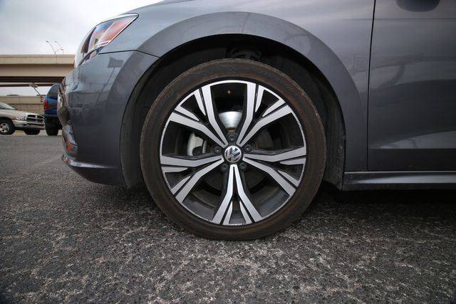 2022 Volkswagen Passat SE | San Antonio, TX | R&L Certified Auto Group 2022 Volkswagen Passat SE | San Antonio, TX | R&L Certified Auto Group