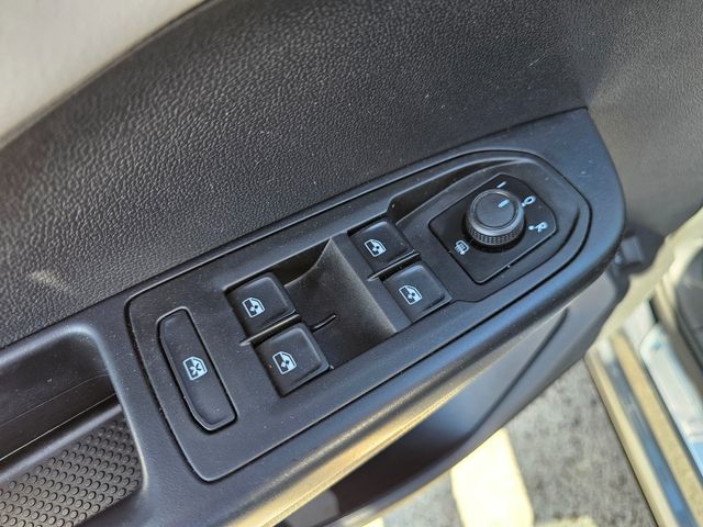 2022 Volkswagen Taos SE | Brownsville TX | English Motors 2022 Volkswagen Taos SE | Brownsville TX | English Motors