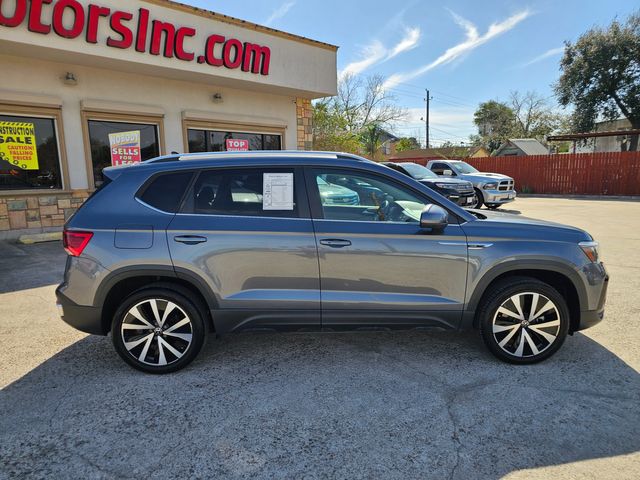 2022 Volkswagen Taos SE | Brownsville TX | English Motors 2022 Volkswagen Taos SE | Brownsville TX | English Motors