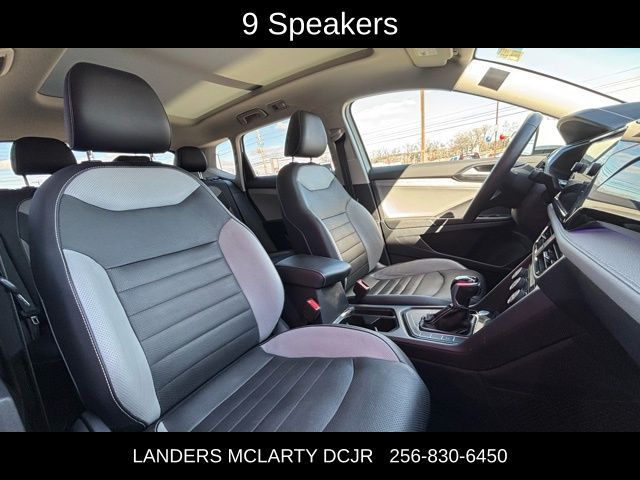 2022 Volkswagen Taos SEL