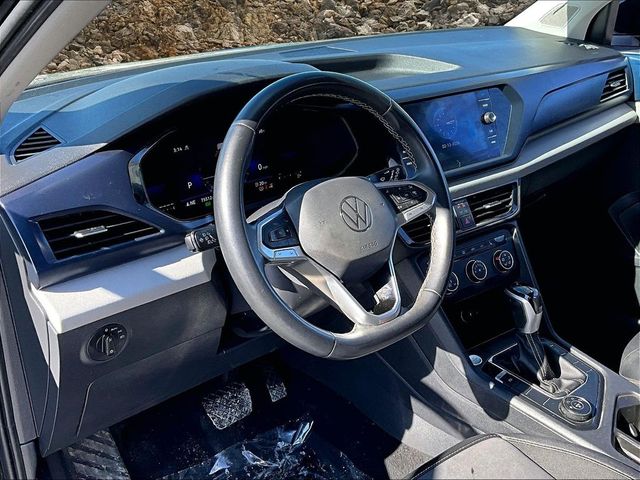 2022 Volkswagen Taos SE 4Motion