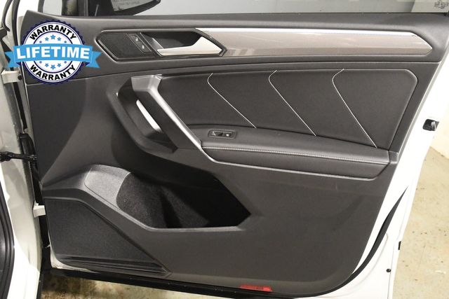 2022 Volkswagen Tiguan SE R-Line Black 4Motion | Branford, CT | Sound Auto Wholesalers 2022 Volkswagen Tiguan SE R-Line Black 4Motion | Branford, CT | Sound Auto Wholesalers