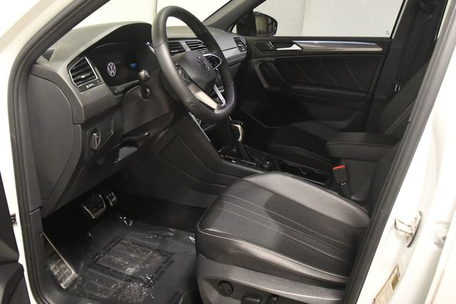 2022 Volkswagen Tiguan SE R-Line Black 4Motion | Branford, CT | Sound Auto Wholesalers 2022 Volkswagen Tiguan SE R-Line Black 4Motion | Branford, CT | Sound Auto Wholesalers