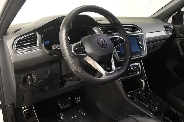 2022 Volkswagen Tiguan SE R-Line Black 4Motion | Branford, CT | Sound Auto Wholesalers 2022 Volkswagen Tiguan SE R-Line Black 4Motion | Branford, CT | Sound Auto Wholesalers