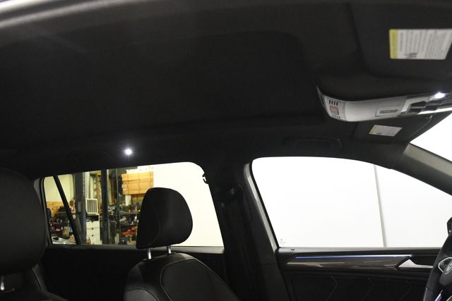 2022 Volkswagen Tiguan SE R-Line Black 4Motion | Branford, CT | Sound Auto Wholesalers 2022 Volkswagen Tiguan SE R-Line Black 4Motion | Branford, CT | Sound Auto Wholesalers