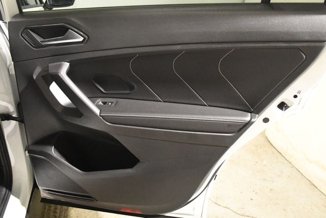 2022 Volkswagen Tiguan SE R-Line Black 4Motion | Branford, CT | Sound Auto Wholesalers