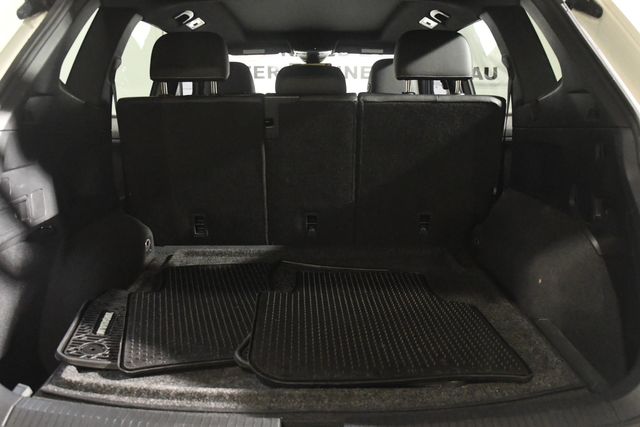 2022 Volkswagen Tiguan SE R-Line Black 4Motion | Branford, CT | Sound Auto Wholesalers