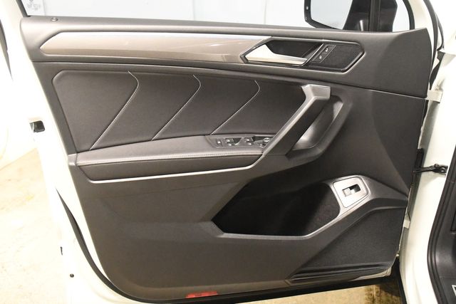 2022 Volkswagen Tiguan SE R-Line Black 4Motion | Branford, CT | Sound Auto Wholesalers