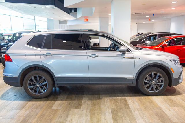 2022 Volkswagen Tiguan SE 4Motion 3rd row