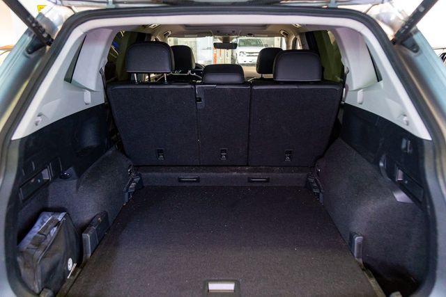 2022 Volkswagen Tiguan SE 4Motion 3rd row