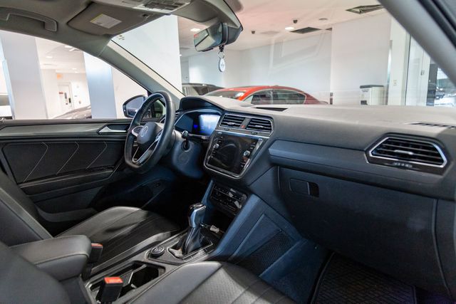 2022 Volkswagen Tiguan SE 4Motion 3rd row