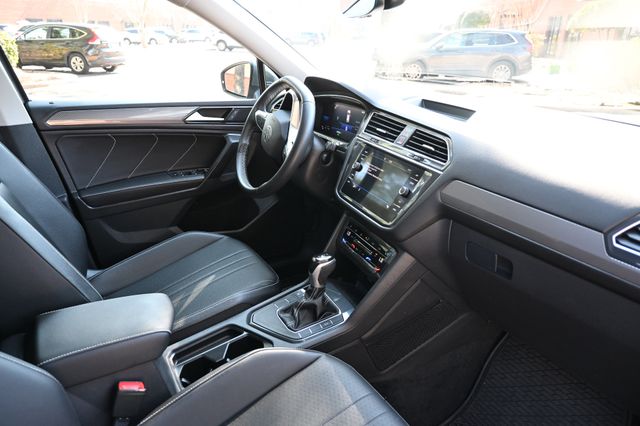 2022 Volkswagen Tiguan SE