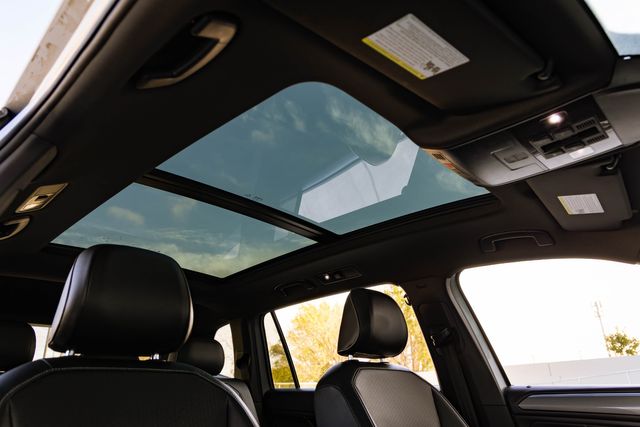 2022 Volkswagen Tiguan SE R-Line Black 4Motion | Mesquite, TX | Texas Autos Direct