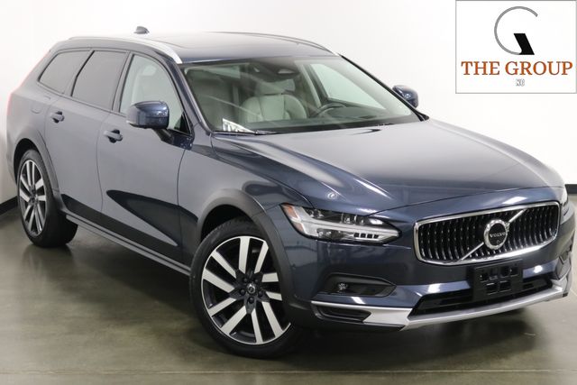 2022 Volvo V90 Cross Country B6 | Mooresville, NC | The Group NC