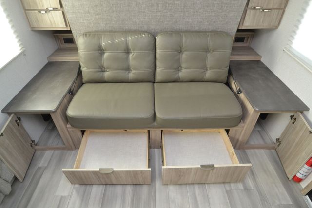 2022 Winnebago Minnie 2201MB