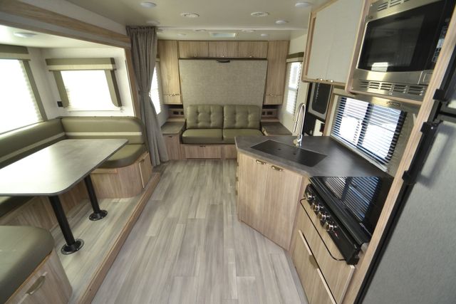 2022 Winnebago Minnie 2201MB