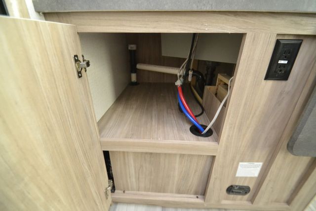 2022 Winnebago Minnie 2201MB