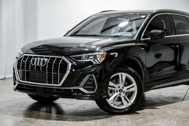 2023 Audi Q3 quattro S line Premium 45 TFSI