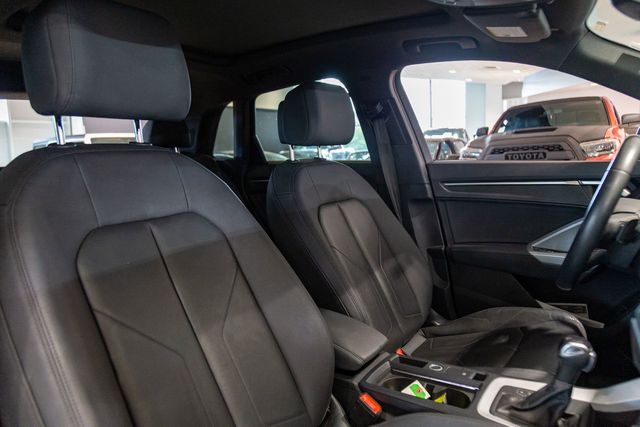 2023 Audi Q3 S line Premium 45 TFSI quattro 