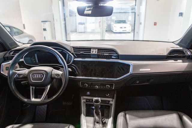 2023 Audi Q3 S line Premium 45 TFSI quattro 