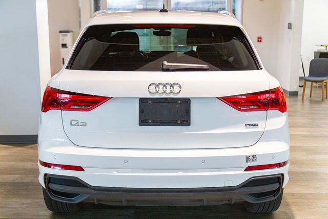 2023 Audi Q3 S line Premium 45 TFSI quattro 